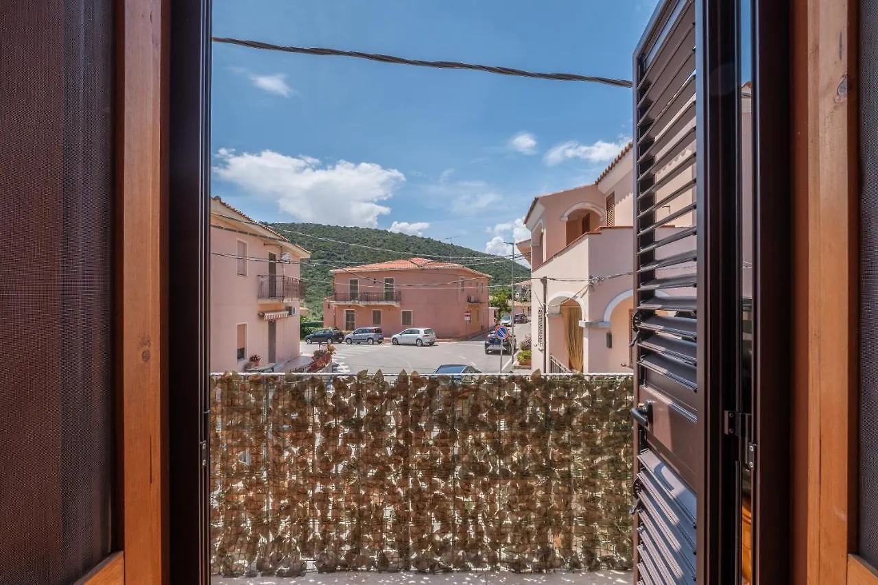 Ferienwohnung 5 Min BudoniTerrazzo Vista Borgo & Self Check-In Tanaunella Italien
