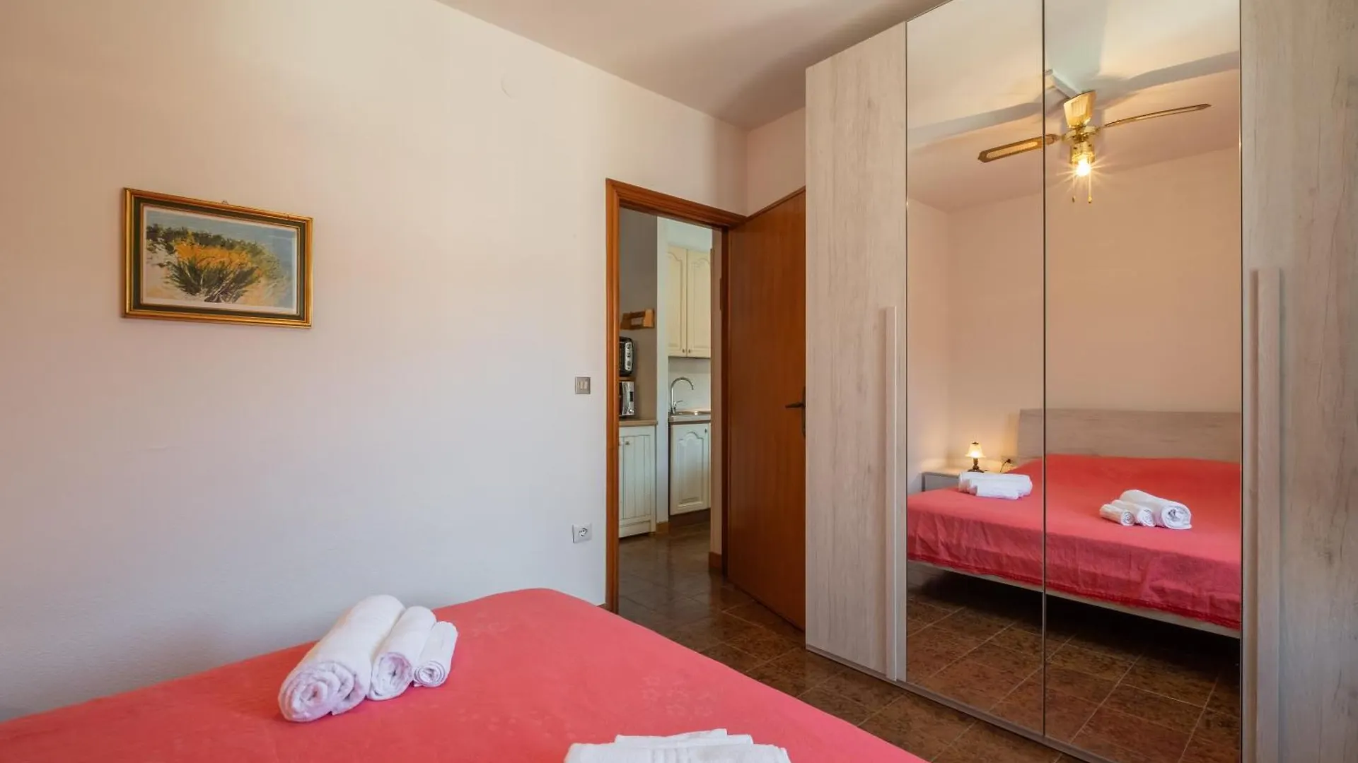 Apartment Ferienwohnung 5 Min BudoniTerrazzo Vista Borgo & Self Check-In Tanaunella